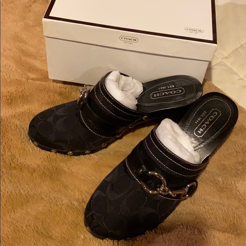 Size 7 authentic Coach clogs